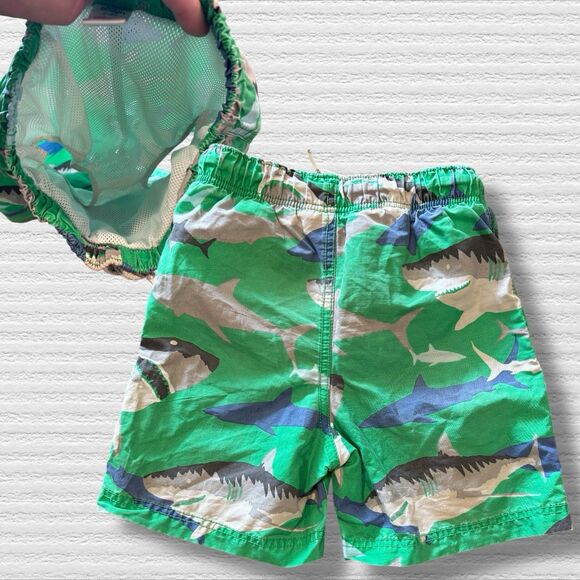 Mini Boden Swim Trunks 2-3Y Green Shark Print Mesh Lined Play - Picture 2 of 4